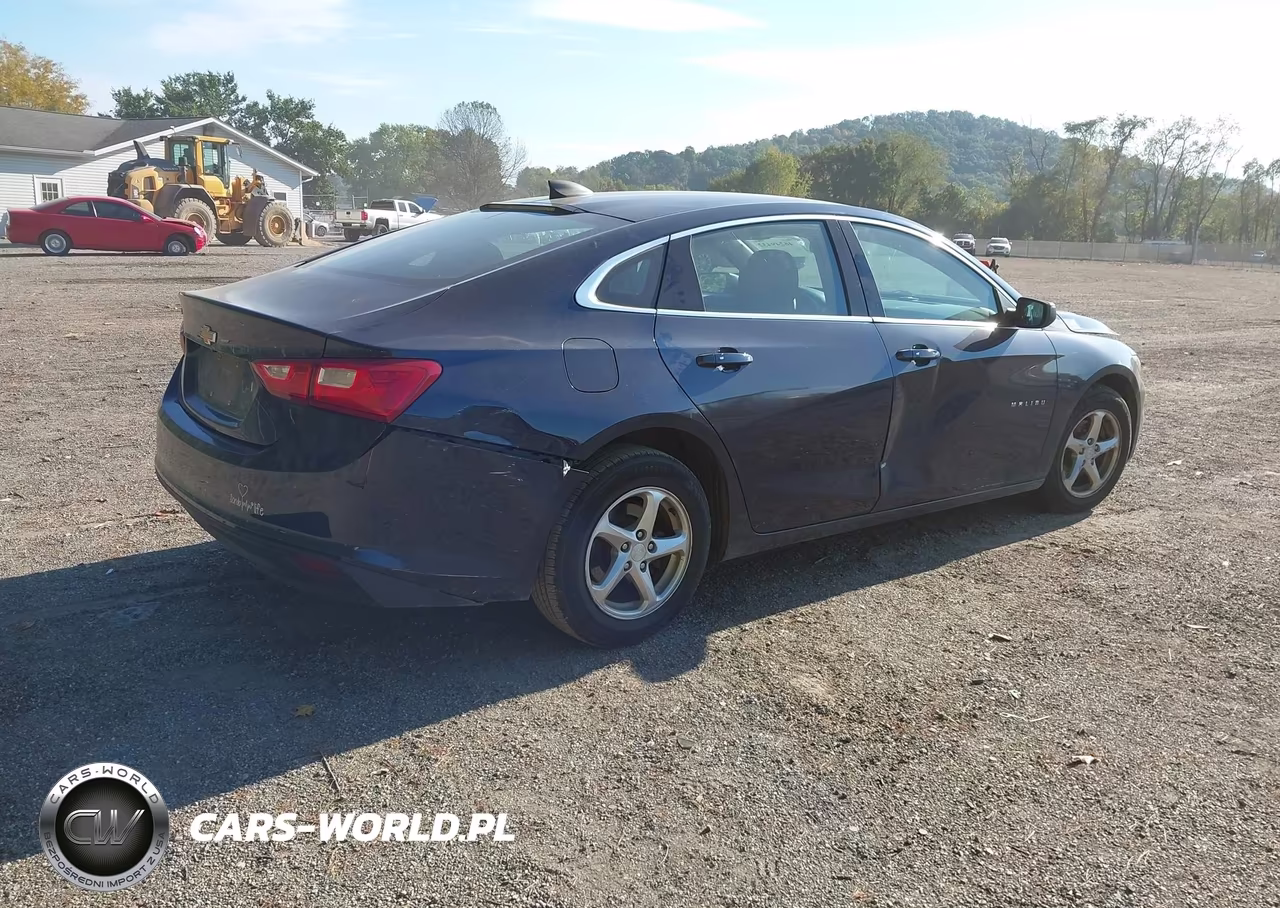 2017 Chevrolet Malibu Ls VIN:1G1ZB5ST3HF280956 - 4