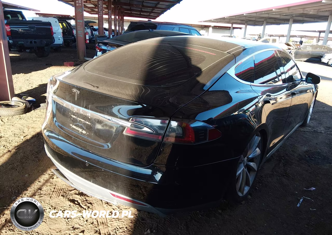 2013 Tesla Model S Performance VIN:5YJSA1CPXDFP21048 - 4