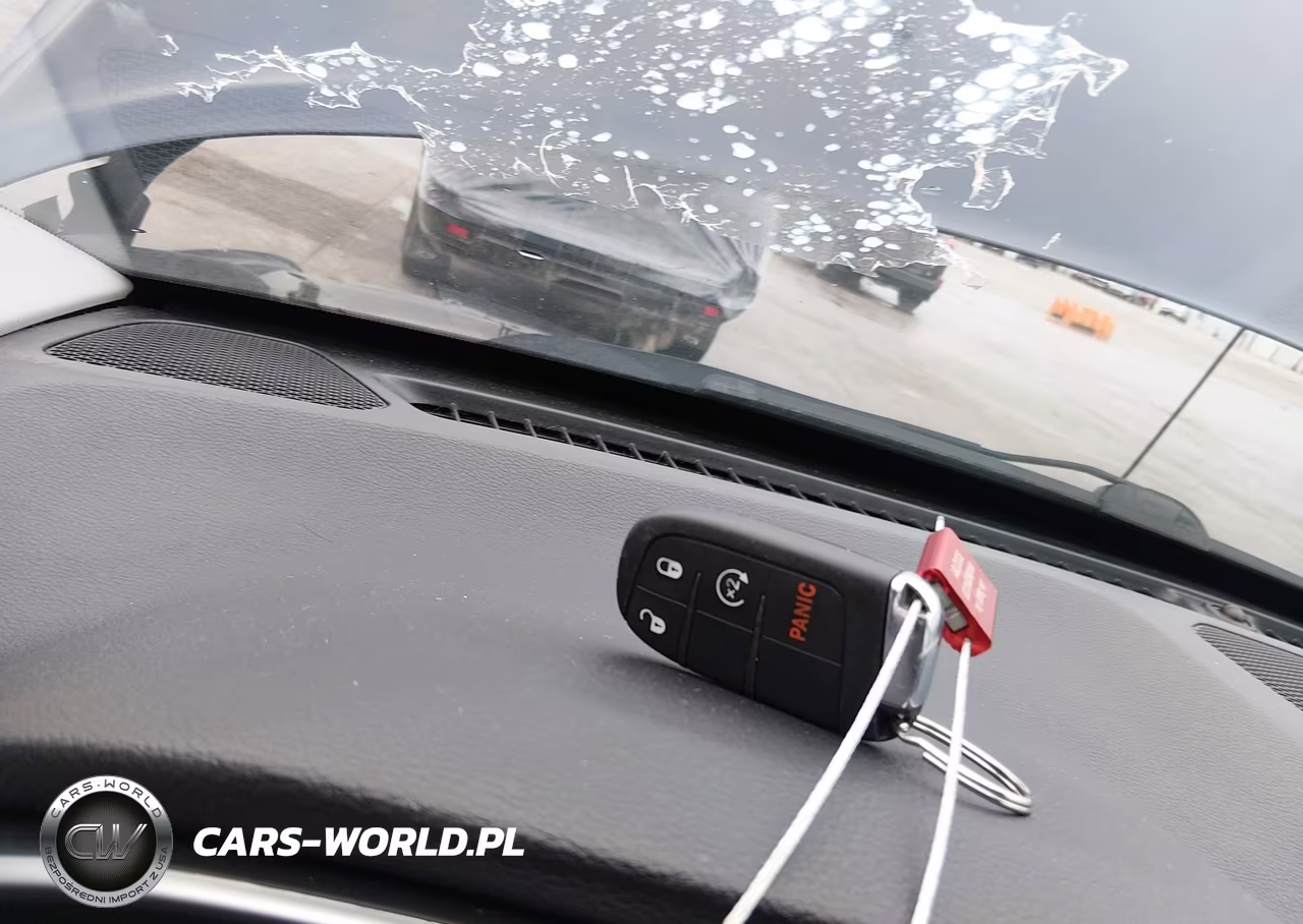 2018 Jeep Compass Latitude 4X4 VIN:3C4NJDBB5JT492537 - 11