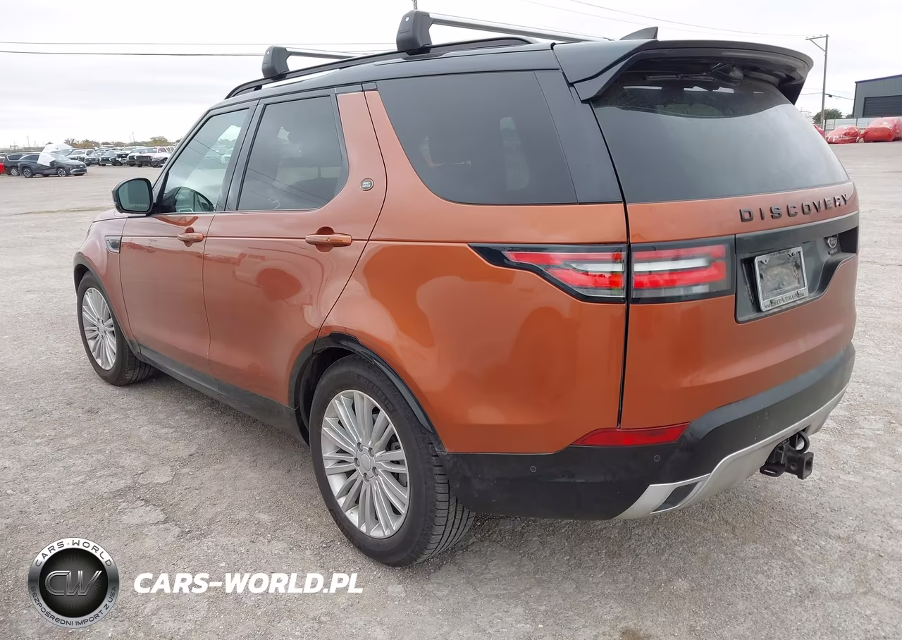 2018 Land Rover Discovery Hse Luxury VIN:SALRT2RKXJA063108 - 3