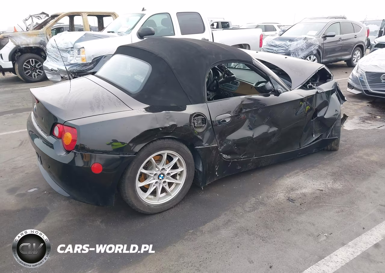 2003 BMW Z4 2.5I VIN:4USBT33493LR60074 - 4