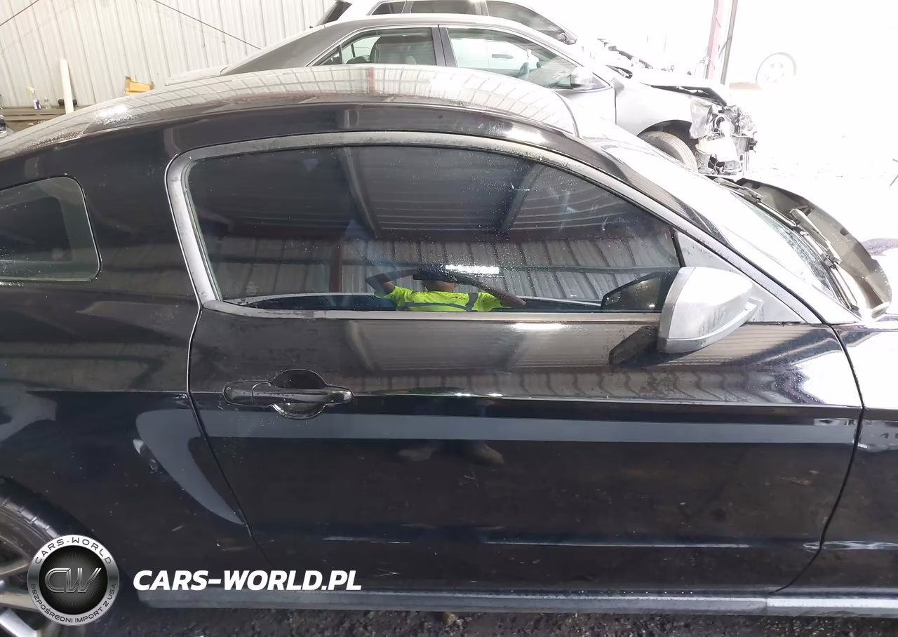 2012 Ford Mustang V6 Premium VIN:1ZVBP8AMXC5271818 - 13