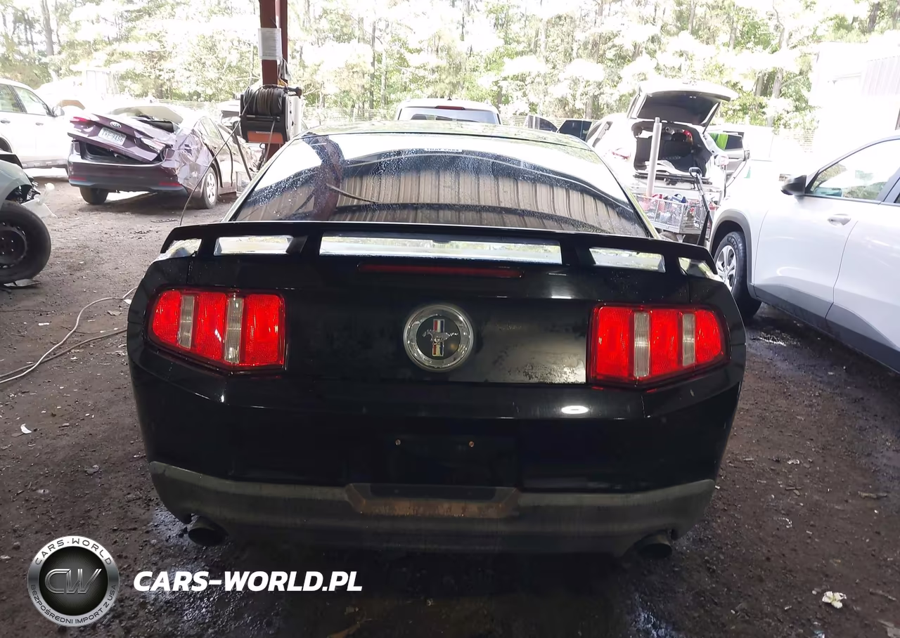 2012 Ford Mustang V6 Premium VIN:1ZVBP8AMXC5271818 - 16