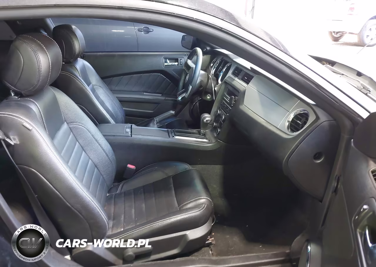 2012 Ford Mustang V6 Premium VIN:1ZVBP8AMXC5271818 - 5