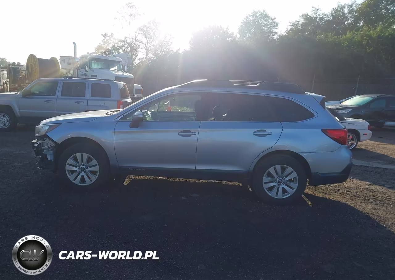 2019 Subaru Outback 2.5I Premium VIN:4S4BSAFC1K3296718 - 15
