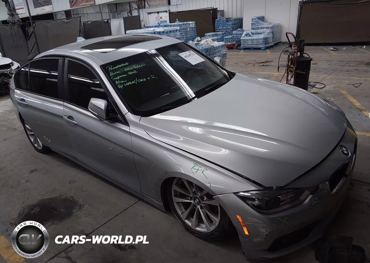 2018 BMW 320I VIN:WBA8A9C55JAH12849 - 1