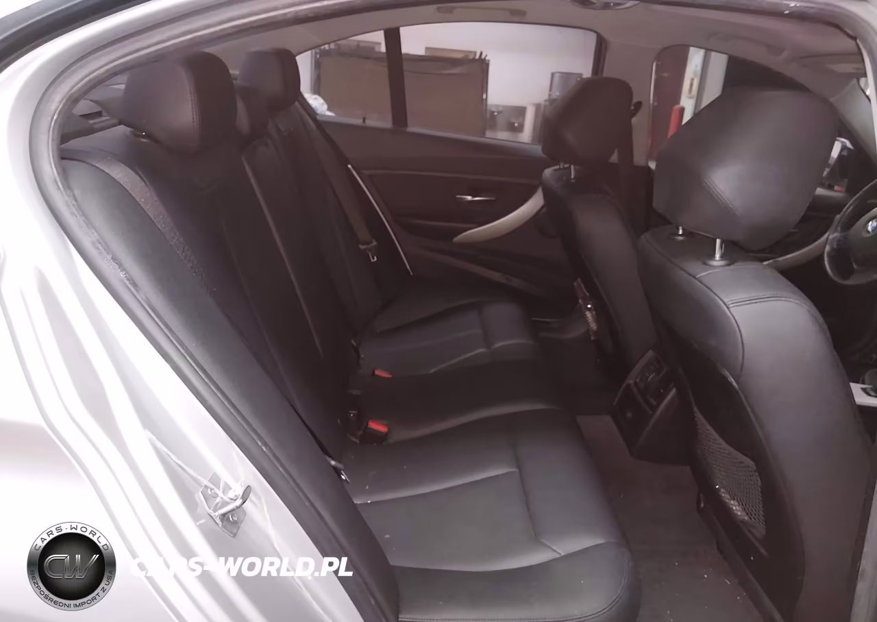2018 BMW 320I VIN:WBA8A9C55JAH12849 - 8