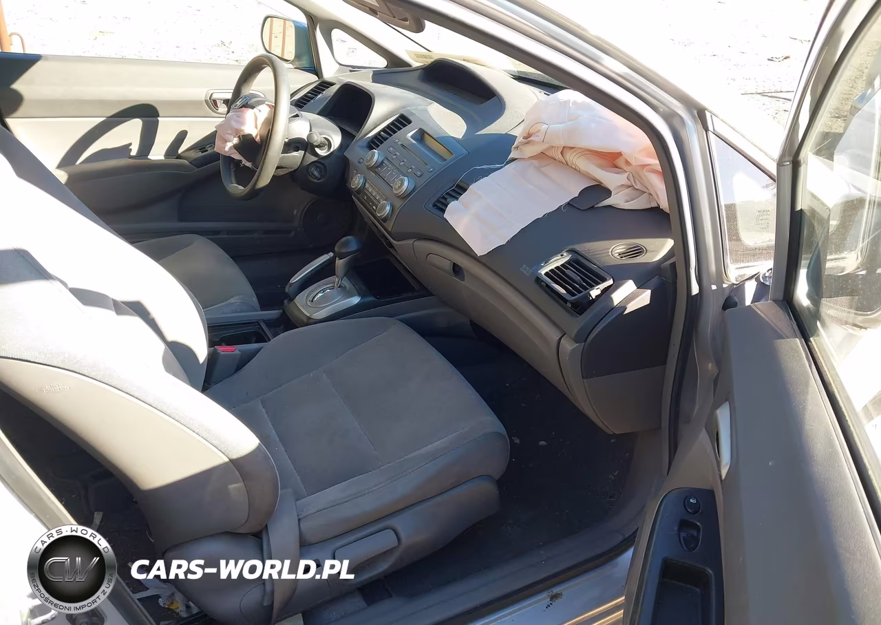 2008 Honda Civic Lx VIN:2HGFA16508H325885 - 5