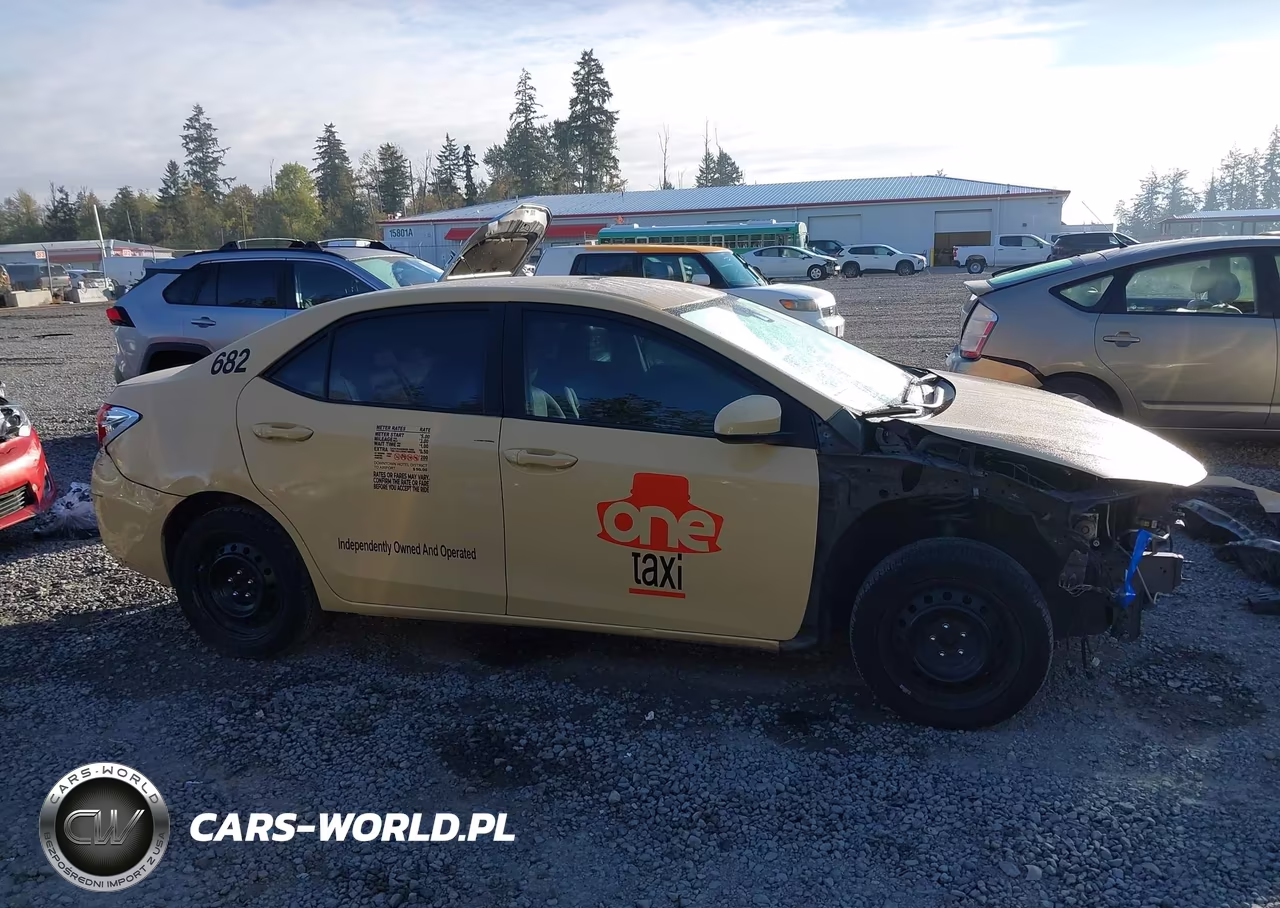 2019 Toyota Corolla Le VIN:2T1BURHE9KC196904 - 14