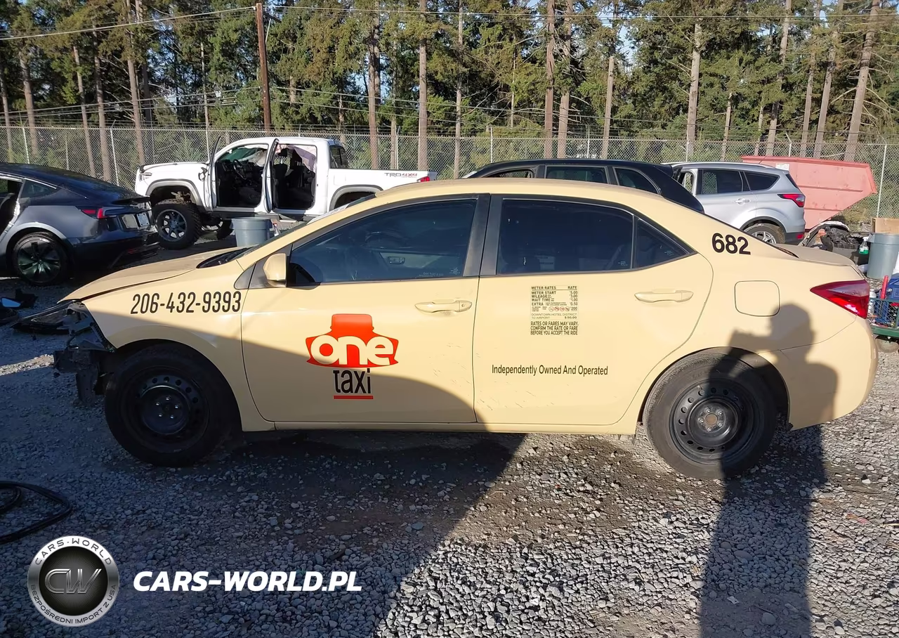 2019 Toyota Corolla Le VIN:2T1BURHE9KC196904 - 15