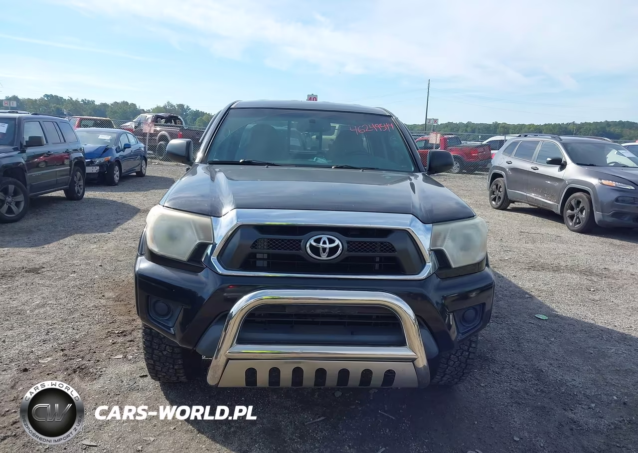 2012 Toyota Tacoma VIN:5TFUX4EN9CX011101 - 12