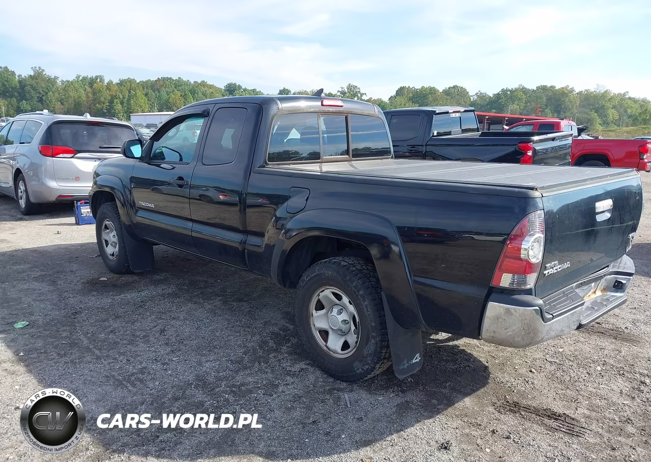 2012 Toyota Tacoma VIN:5TFUX4EN9CX011101 - 3