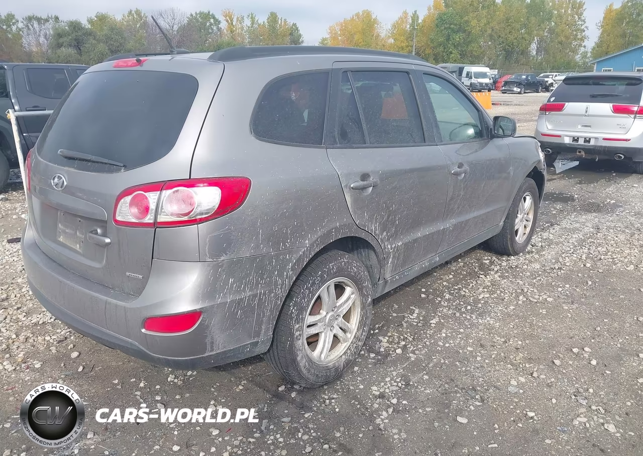 2012 Hyundai Santa Fe Gls VIN:5XYZGDAB8CG153234 - 4