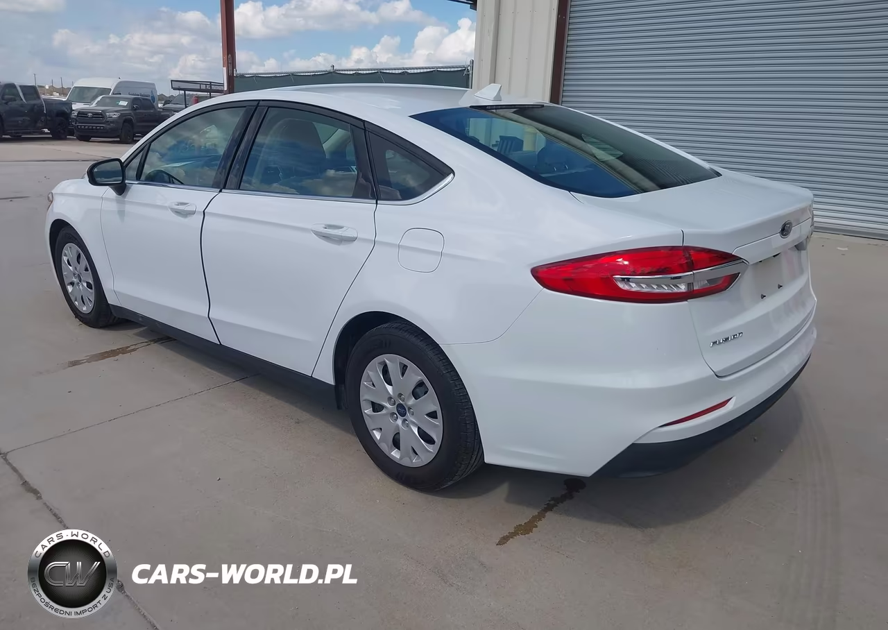 2020 Ford Fusion S VIN:3FA6P0G75LR201136 - 3