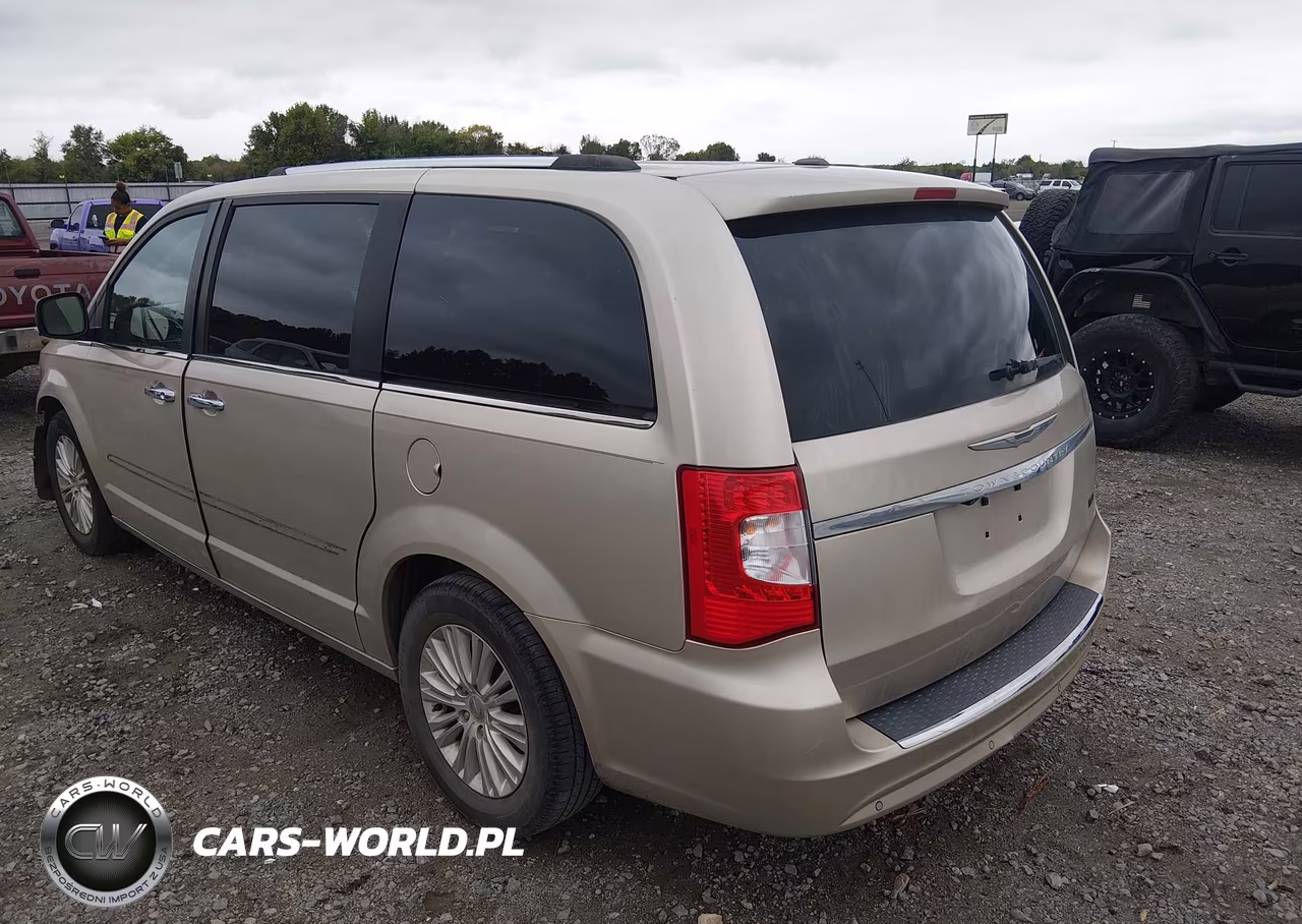 2013 Chrysler Town & Country Limited VIN:2C4RC1GG9DR770121 - 3