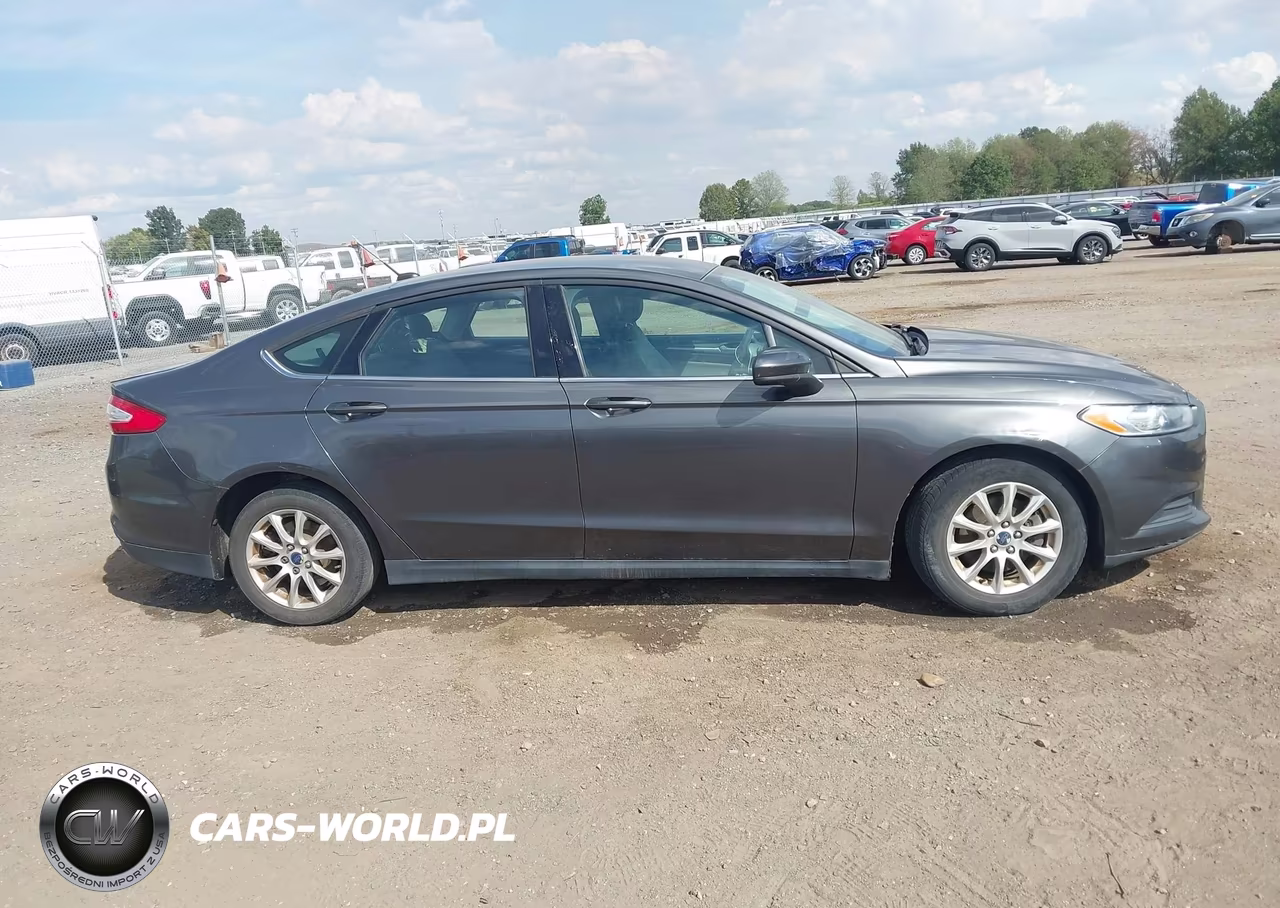 2016 Ford Fusion S VIN:3FA6P0G71GR214665 - 13