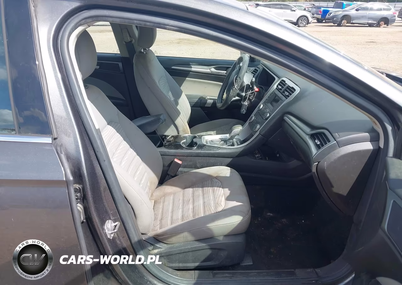 2016 Ford Fusion S VIN:3FA6P0G71GR214665 - 5