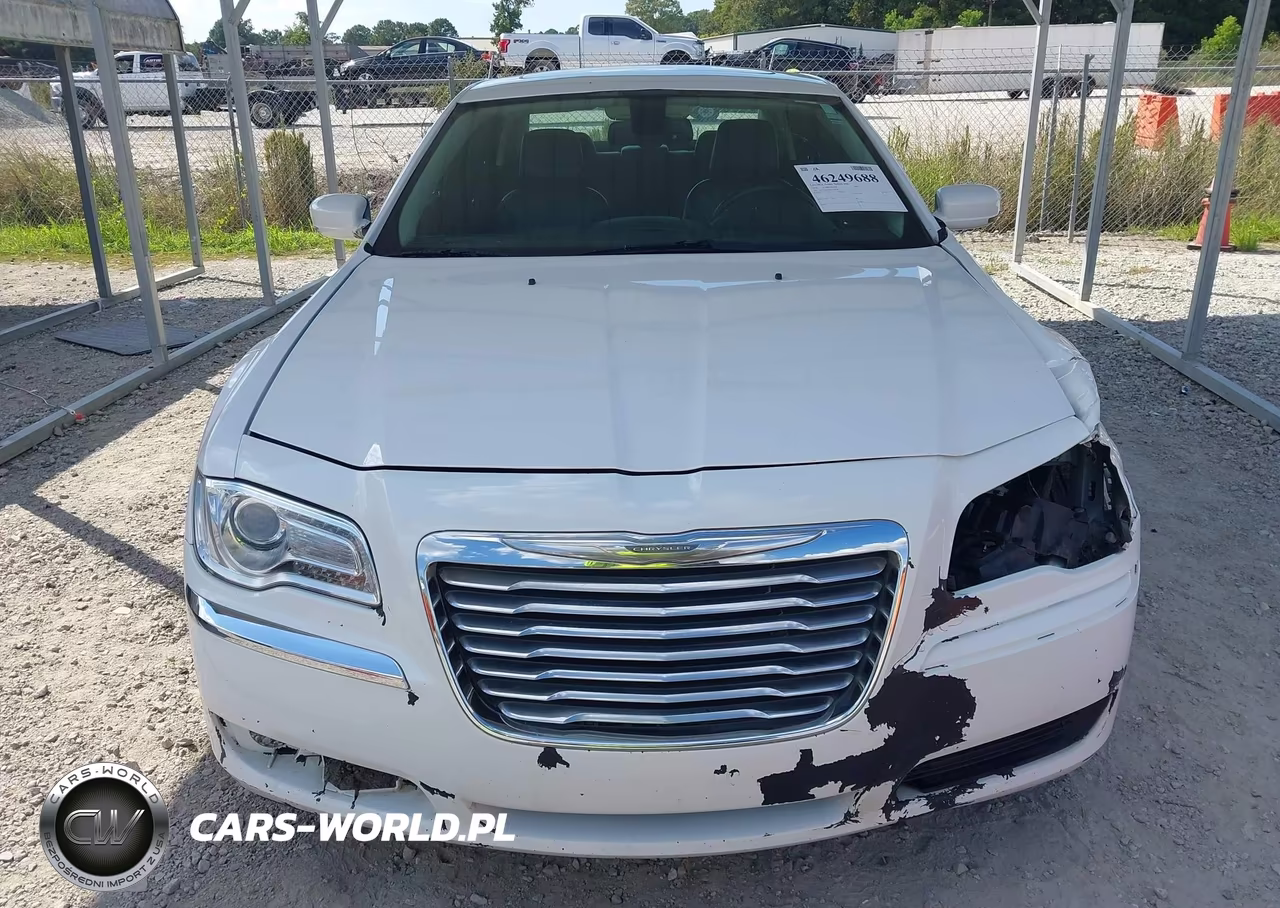 2016 Chrysler 300 Anniversary Edition VIN:2C3CCARG5GH278428 - 12