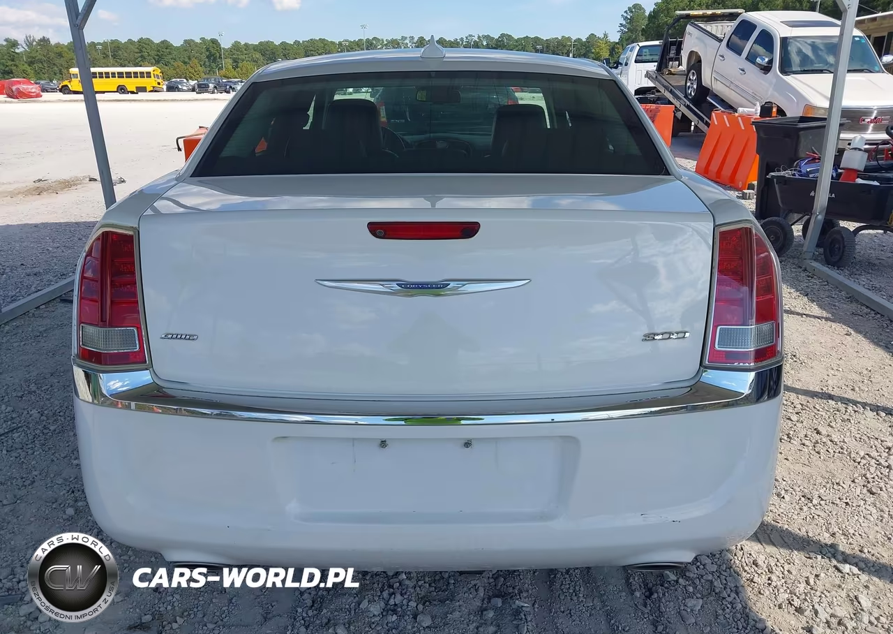 2016 Chrysler 300 Anniversary Edition VIN:2C3CCARG5GH278428 - 16