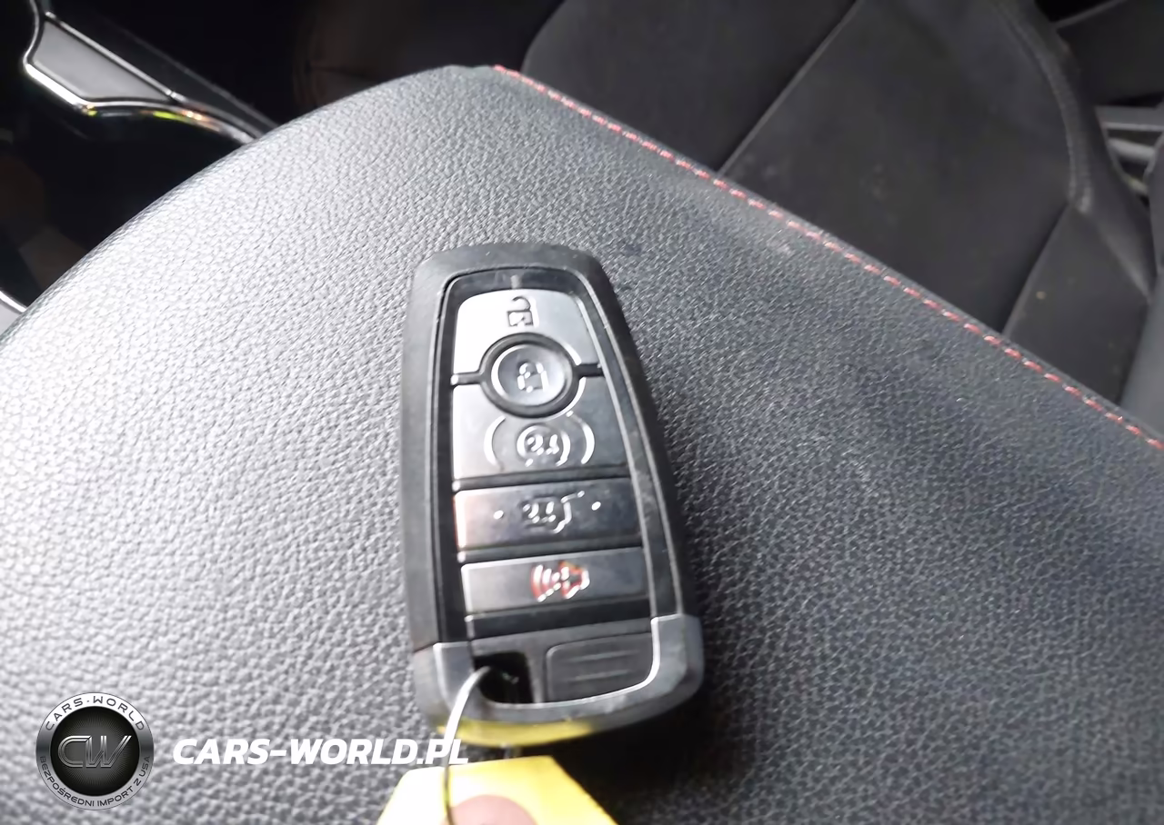 2019 Ford Explorer Sport VIN:1FM5K8GTXKGB02992 - 11