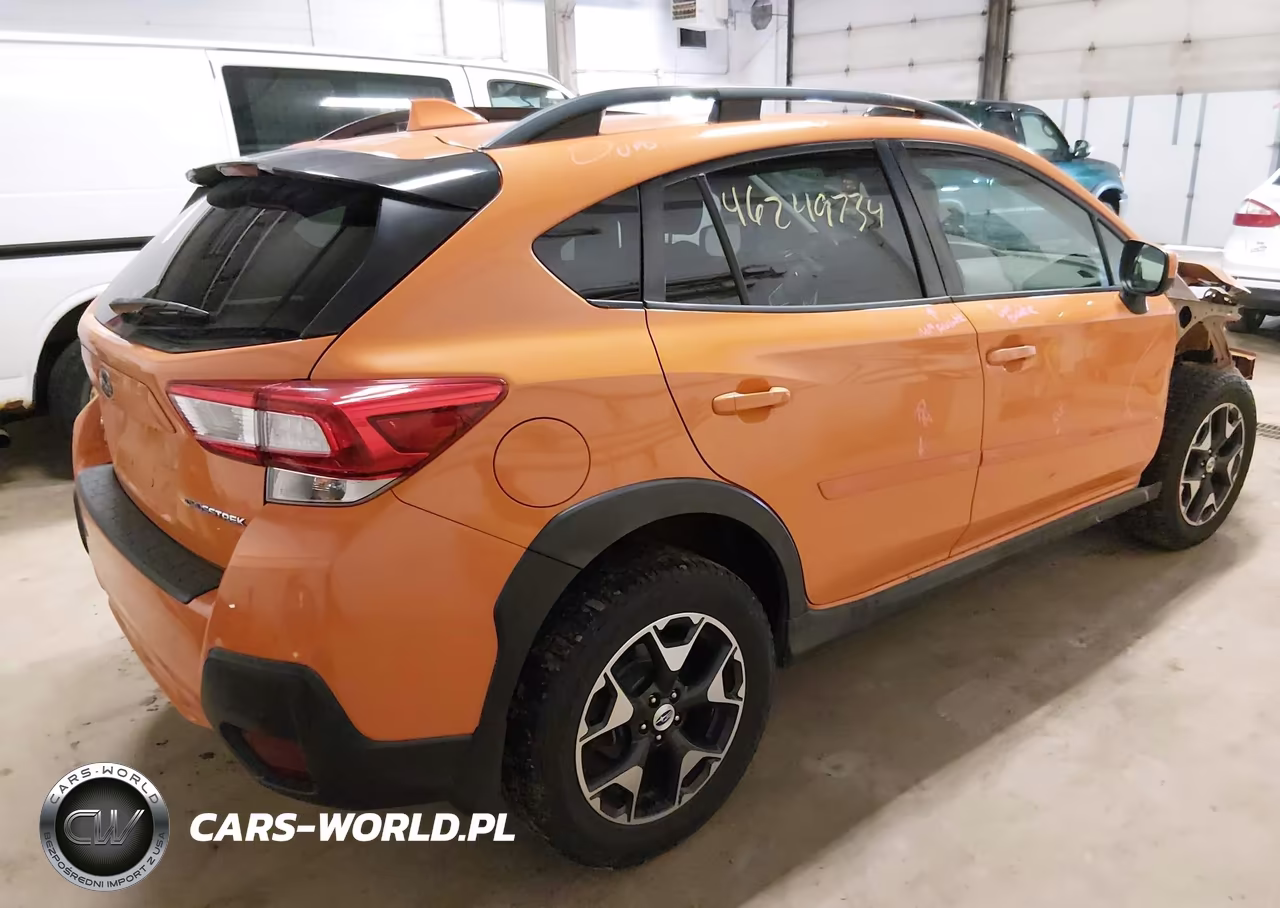2018 Subaru Crosstrek 2.0I Premium VIN:JF2GTADC1JH215682 - 4