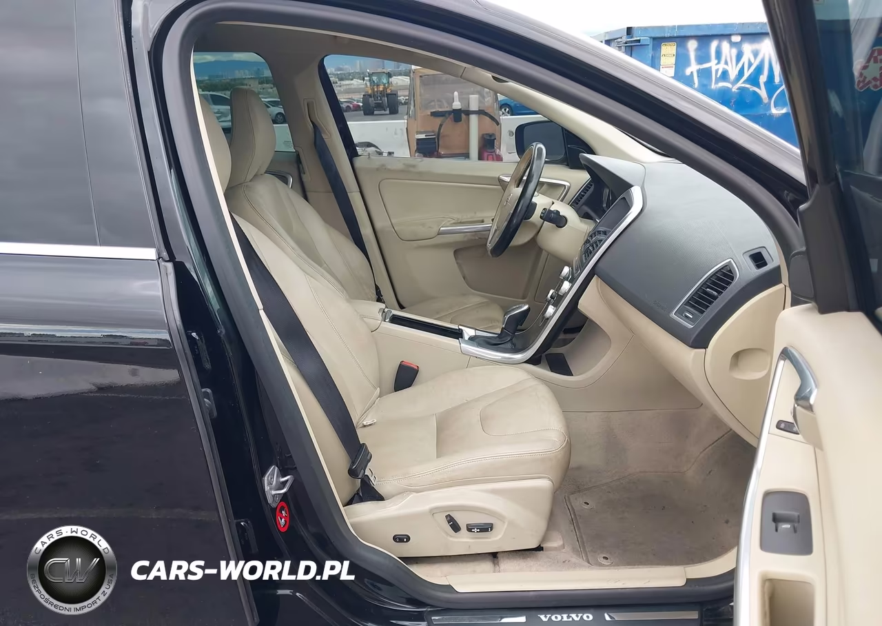 2016 Volvo Xc60 T5 Drive-E Premier VIN:YV440MDK7G2843886 - 5