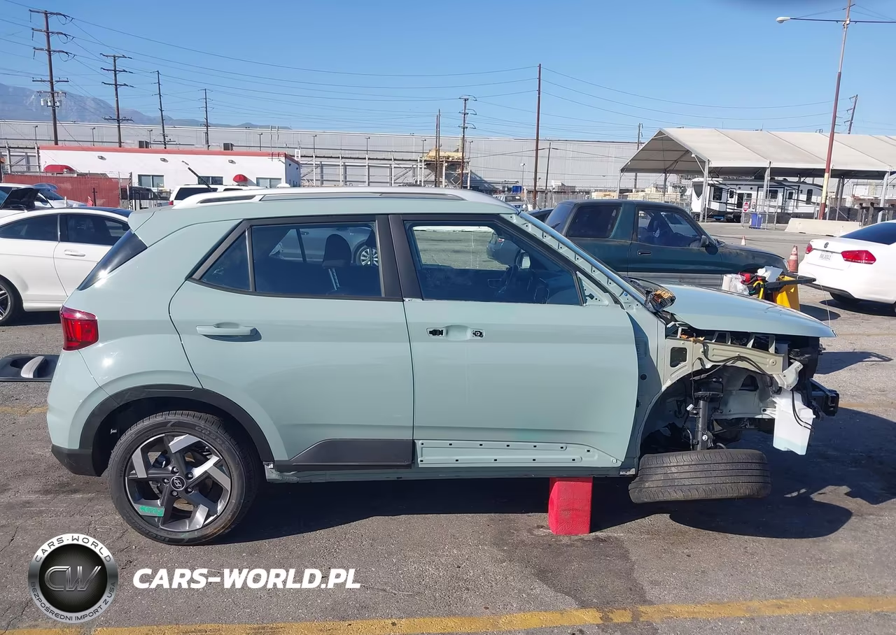 2025 Hyundai Venue Sel VIN:KMHRC8A36SU395279 - 14