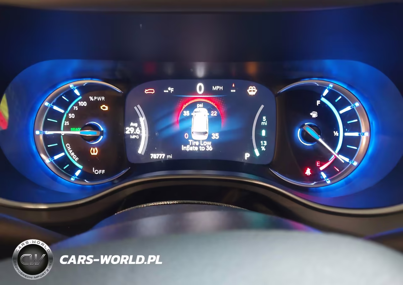 2020 Chrysler Pacifica Hybrid Touring L VIN:2C4RC1L76LR263522 - 7