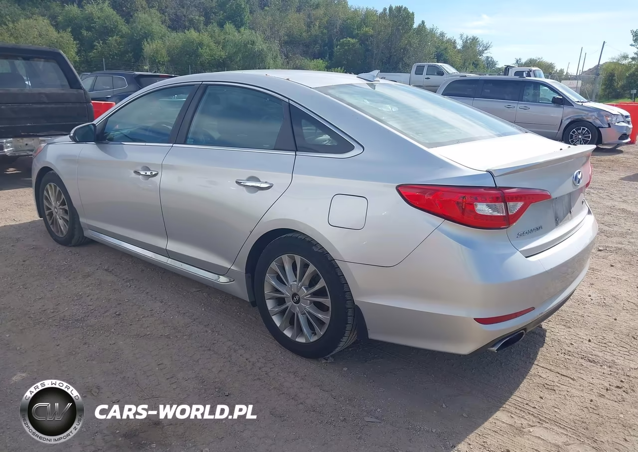 2015 Hyundai Sonata Limited VIN:5NPE34AFXFH237940 - 3