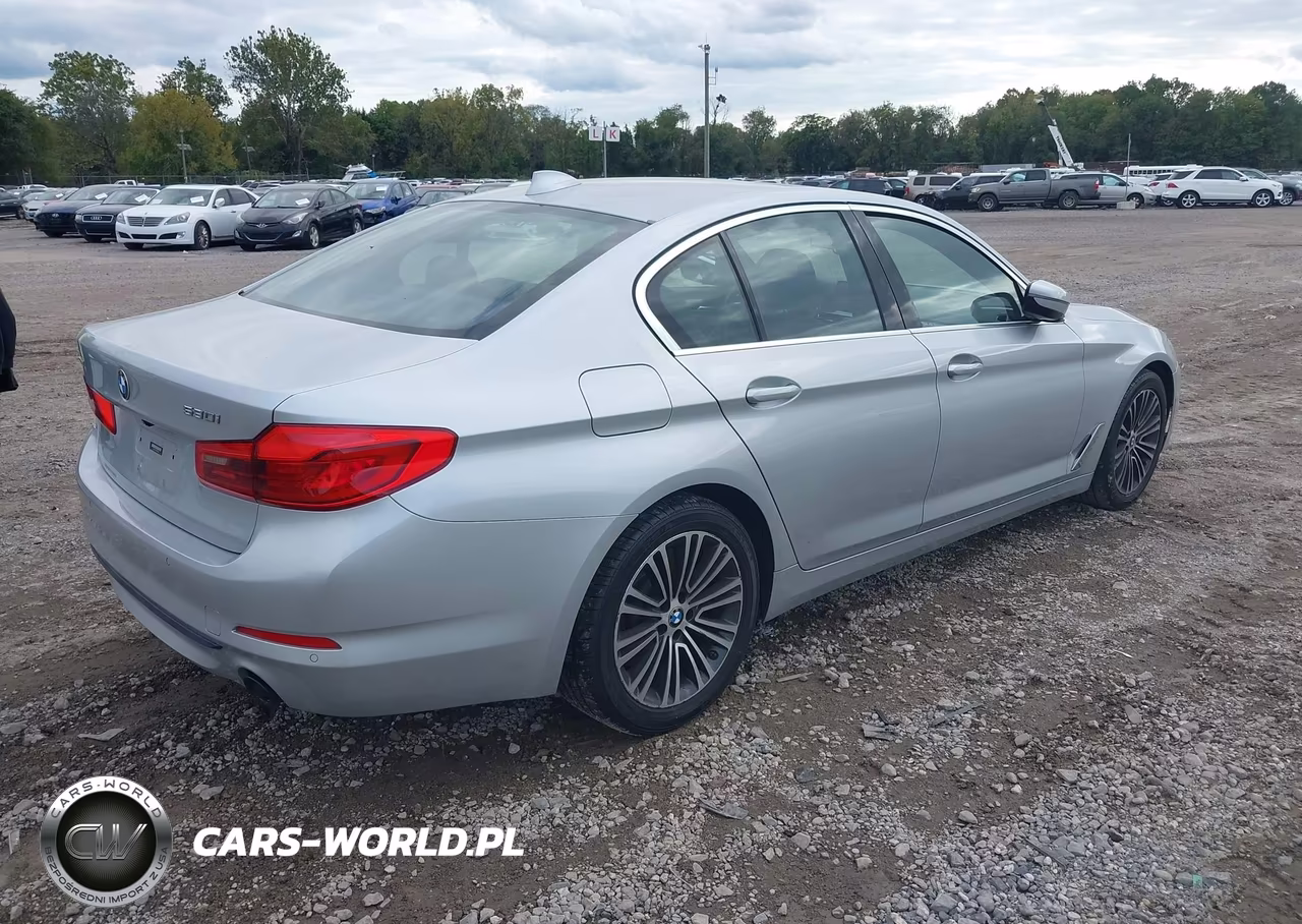 2019 BMW 530I xDrive VIN:WBAJA7C52KWW22663 - 4