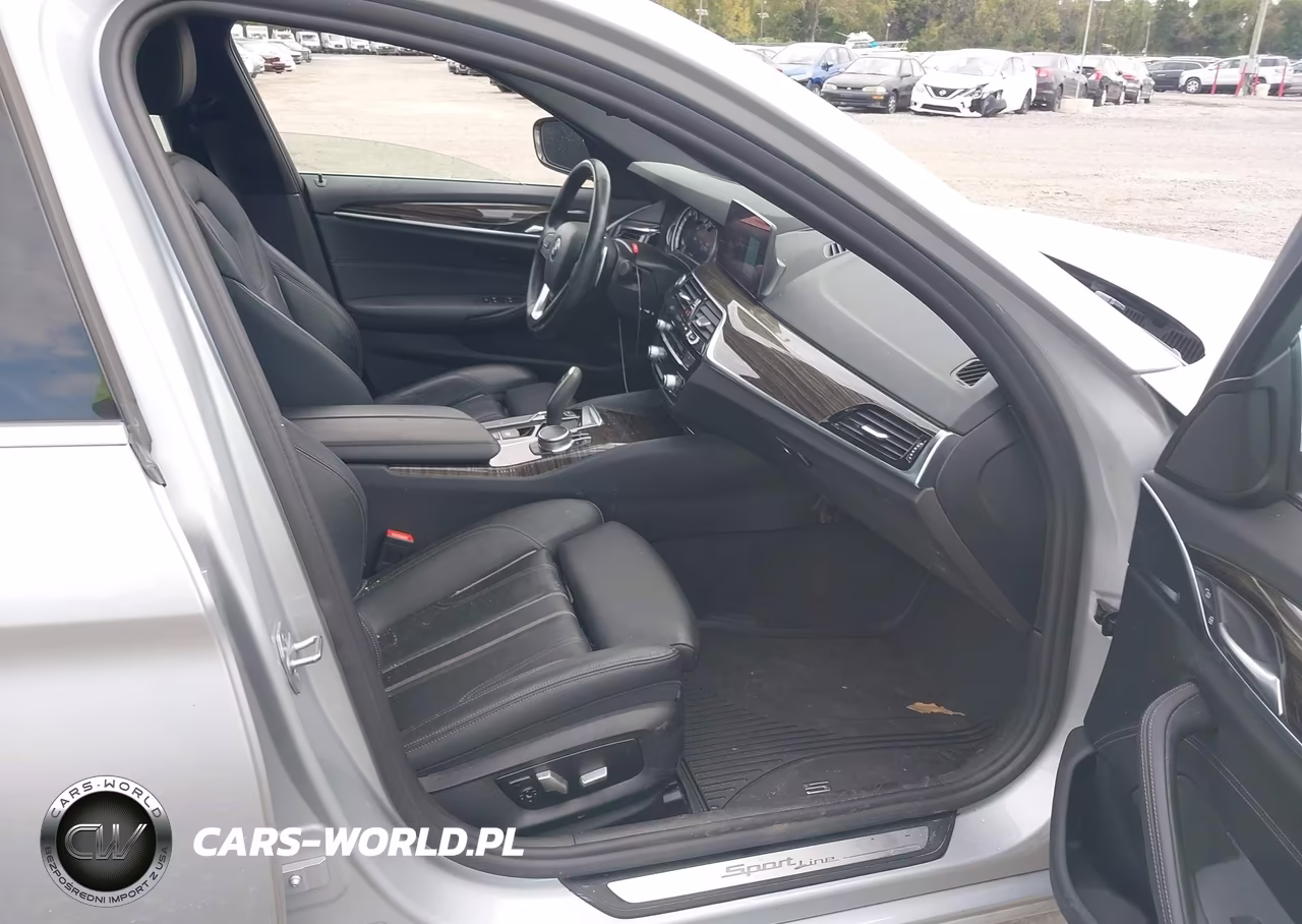 2019 BMW 530I xDrive VIN:WBAJA7C52KWW22663 - 5