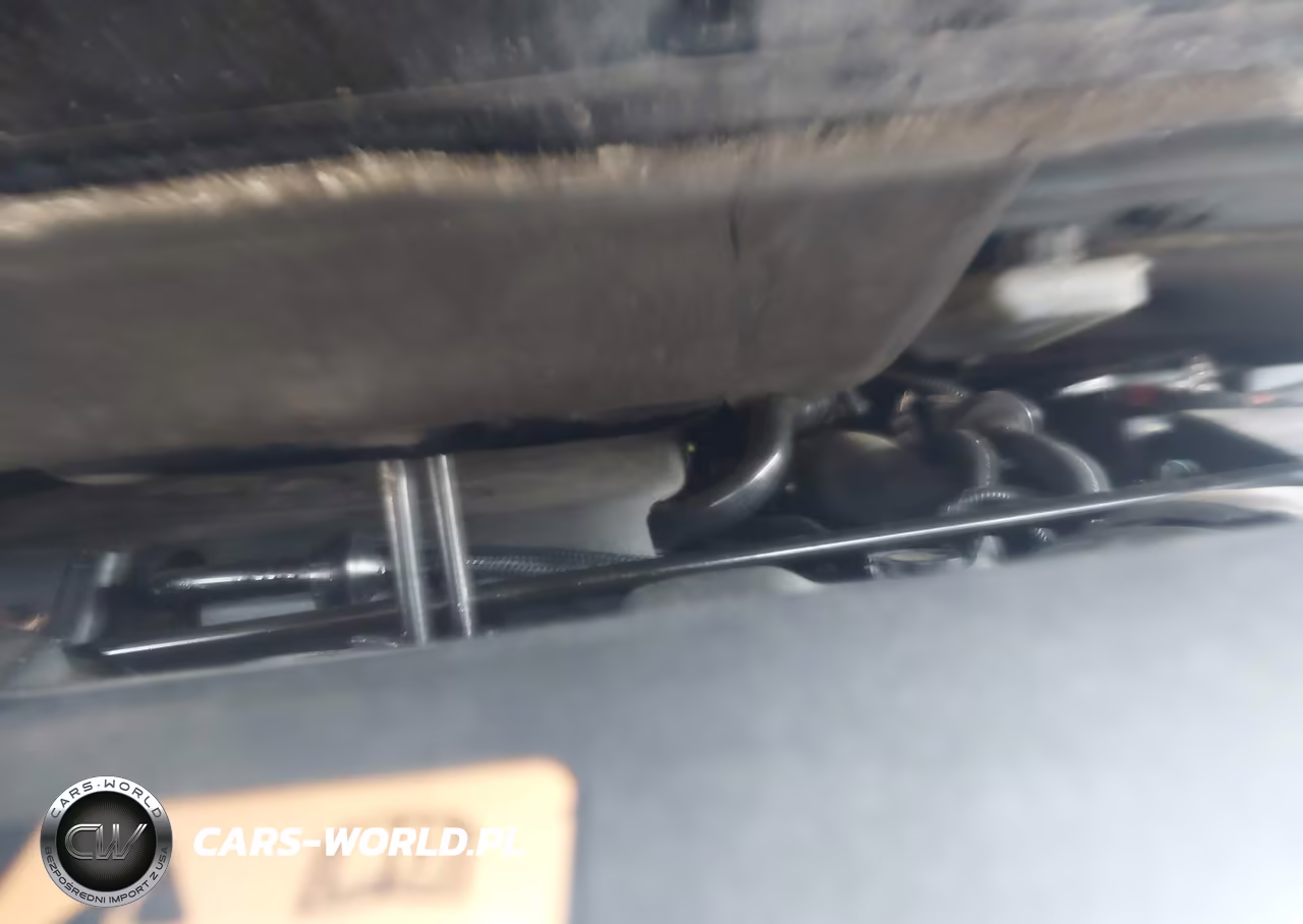 2018 Ford Escape Se VIN:1FMCU9GD8JUA12384 - 10