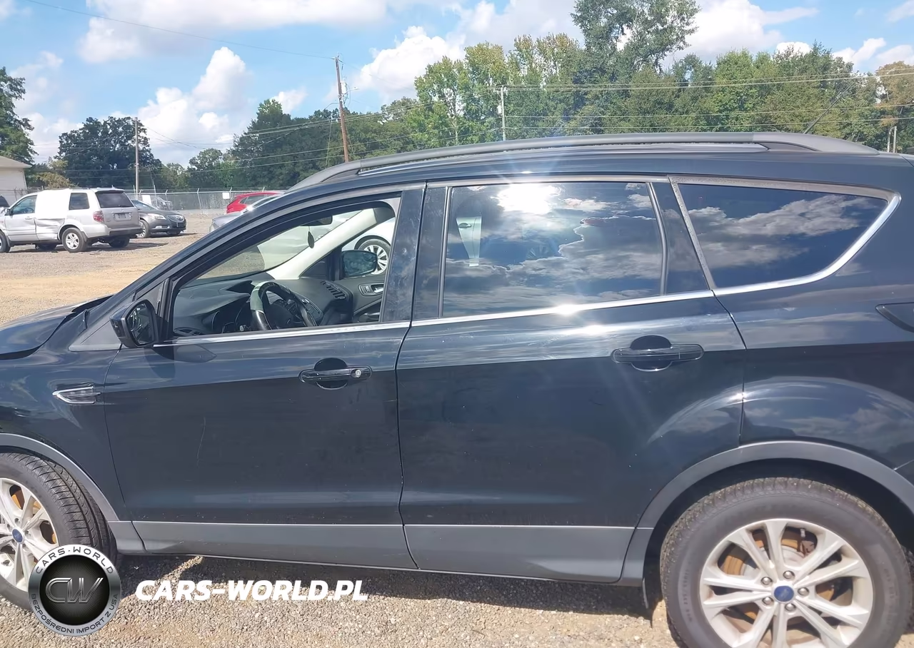 2018 Ford Escape Se VIN:1FMCU9GD8JUA12384 - 14