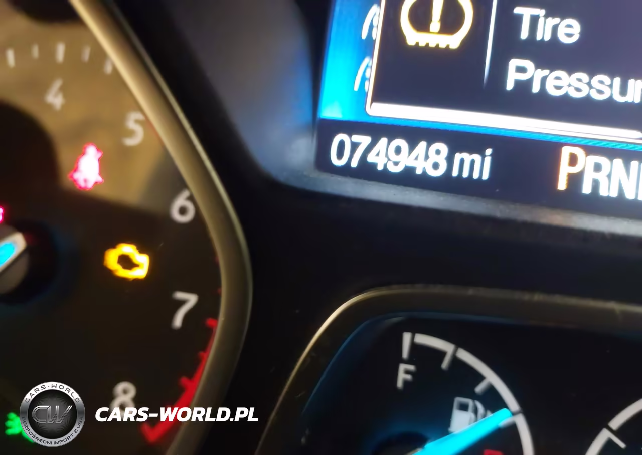 2018 Ford Escape Se VIN:1FMCU9GD2JUD49391 - 15