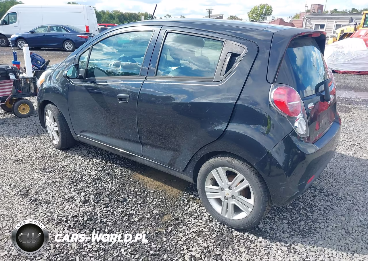 2013 Chevrolet Spark Ls Auto VIN:KL8CB6S90DC509461 - 3
