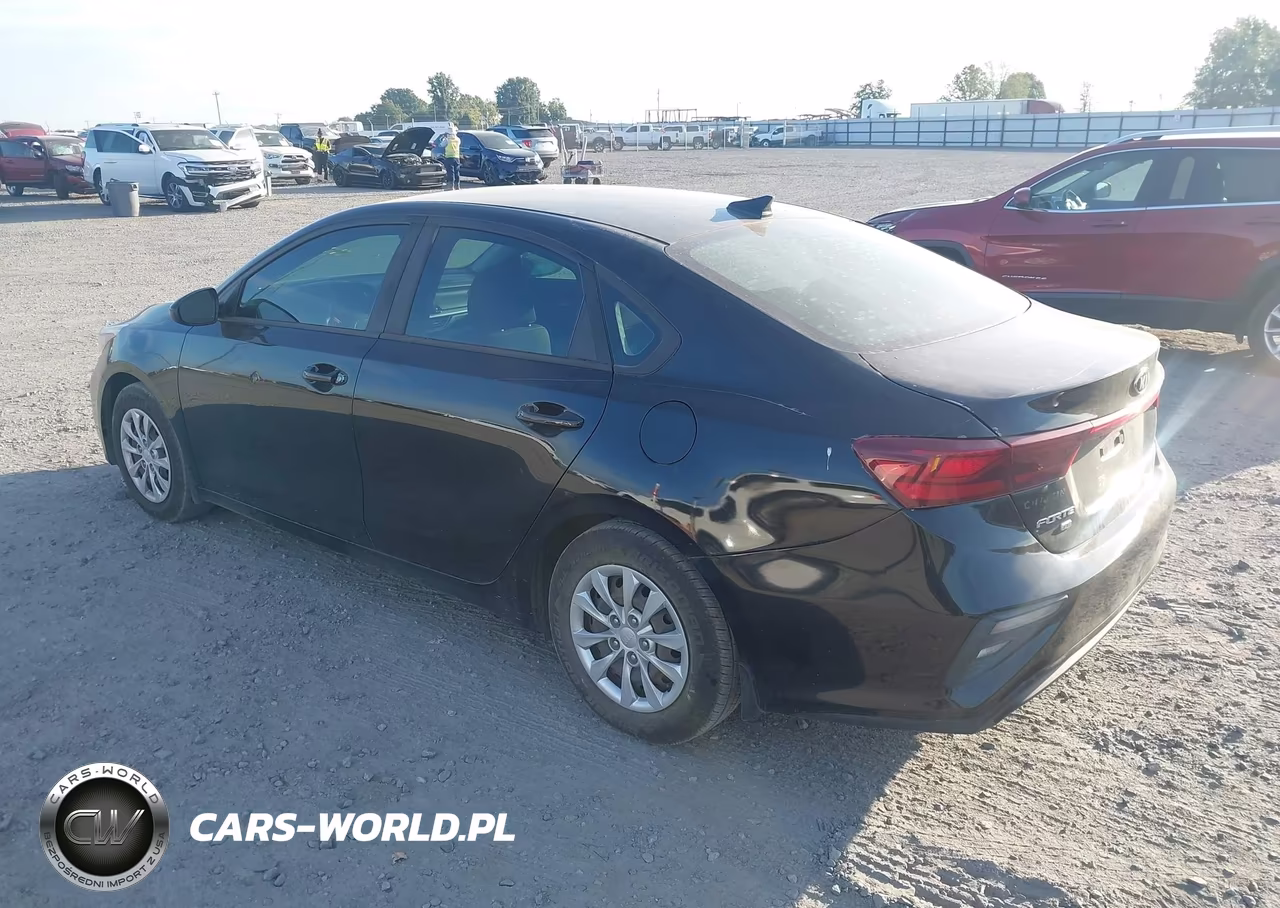 2020 Kia Forte Fe VIN:3KPF24AD7LE142547 - 3