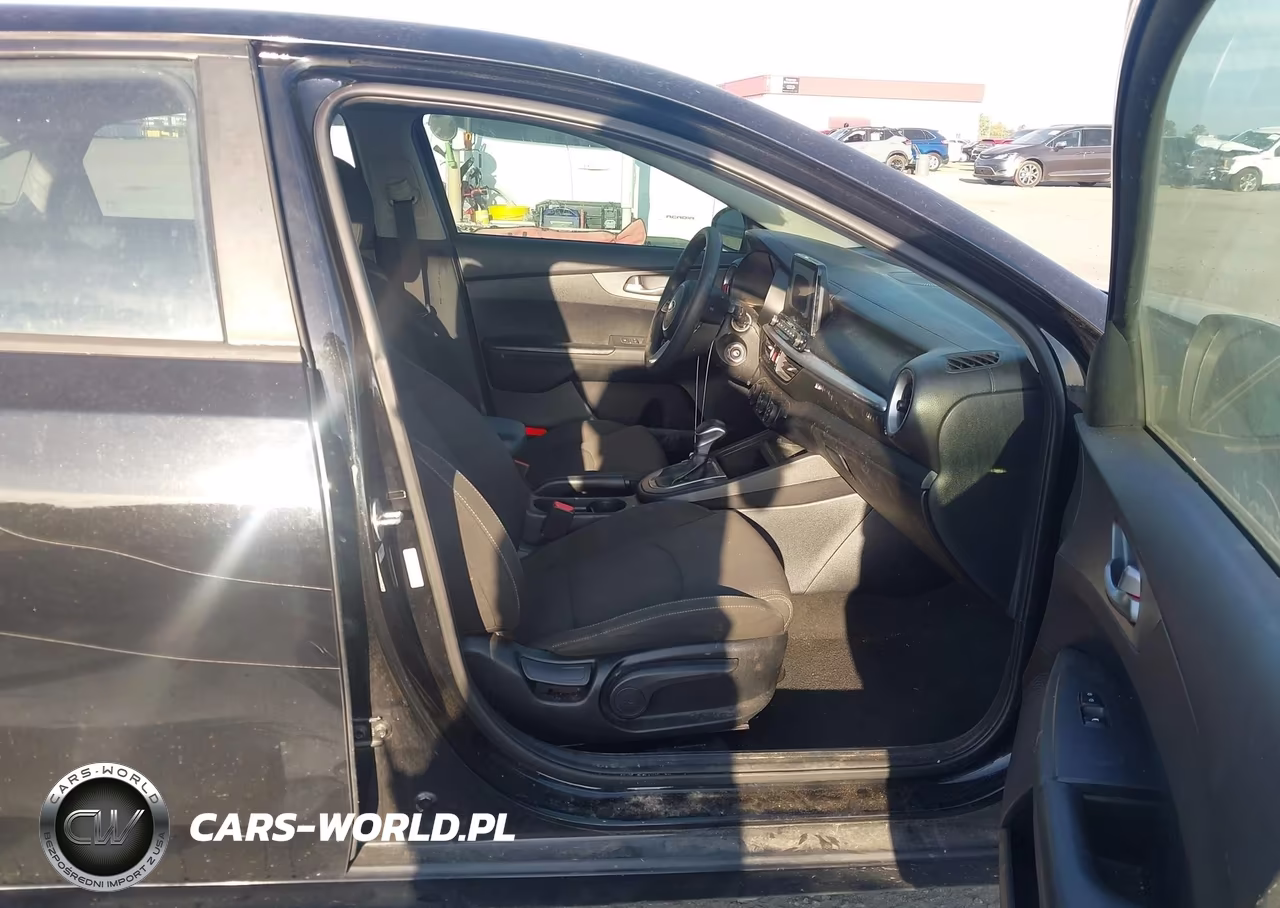 2020 Kia Forte Fe VIN:3KPF24AD7LE142547 - 5