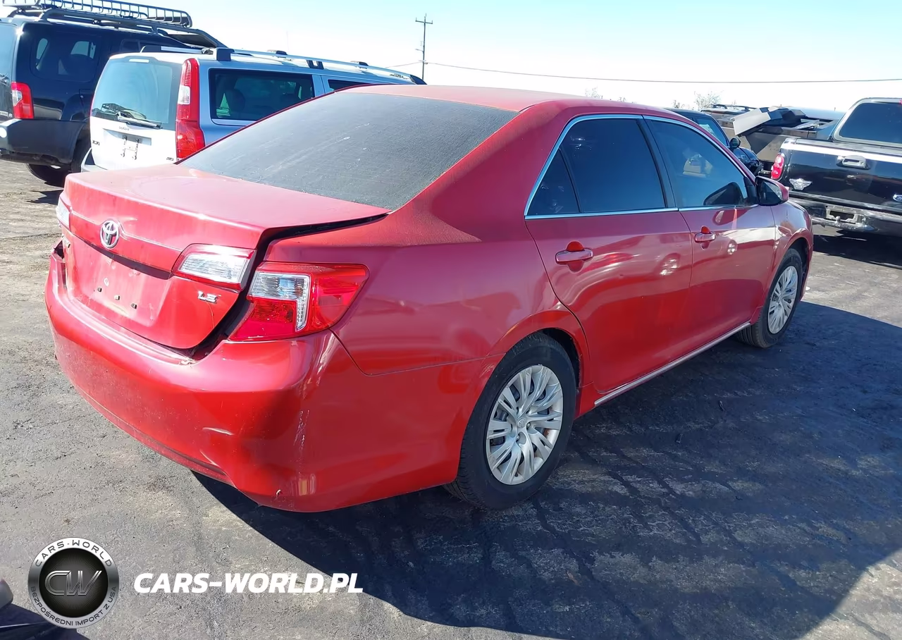 2014 Toyota Camry Le VIN:4T4BF1FK8ER365095 - 4