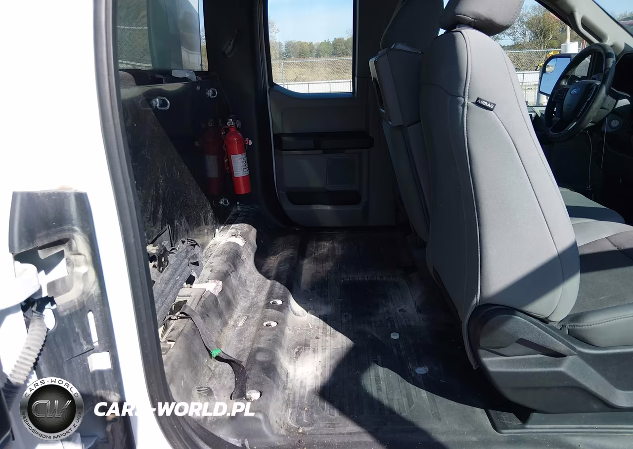 2018 Ford F-150 Xl VIN:1FTEX1CB3JKE82053 - 8