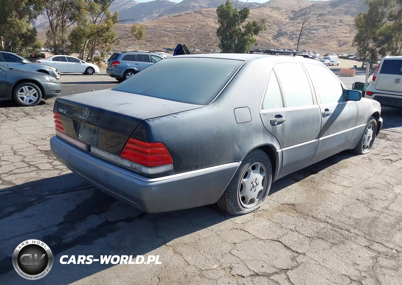 1993 Mercedes-Benz 300 Se VIN:WDBGA32E7PA094225 - 4