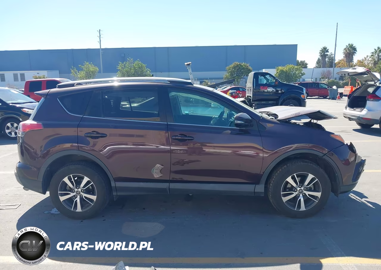 2018 Toyota Rav4 Xle VIN:2T3WFREV9JW442306 - 15