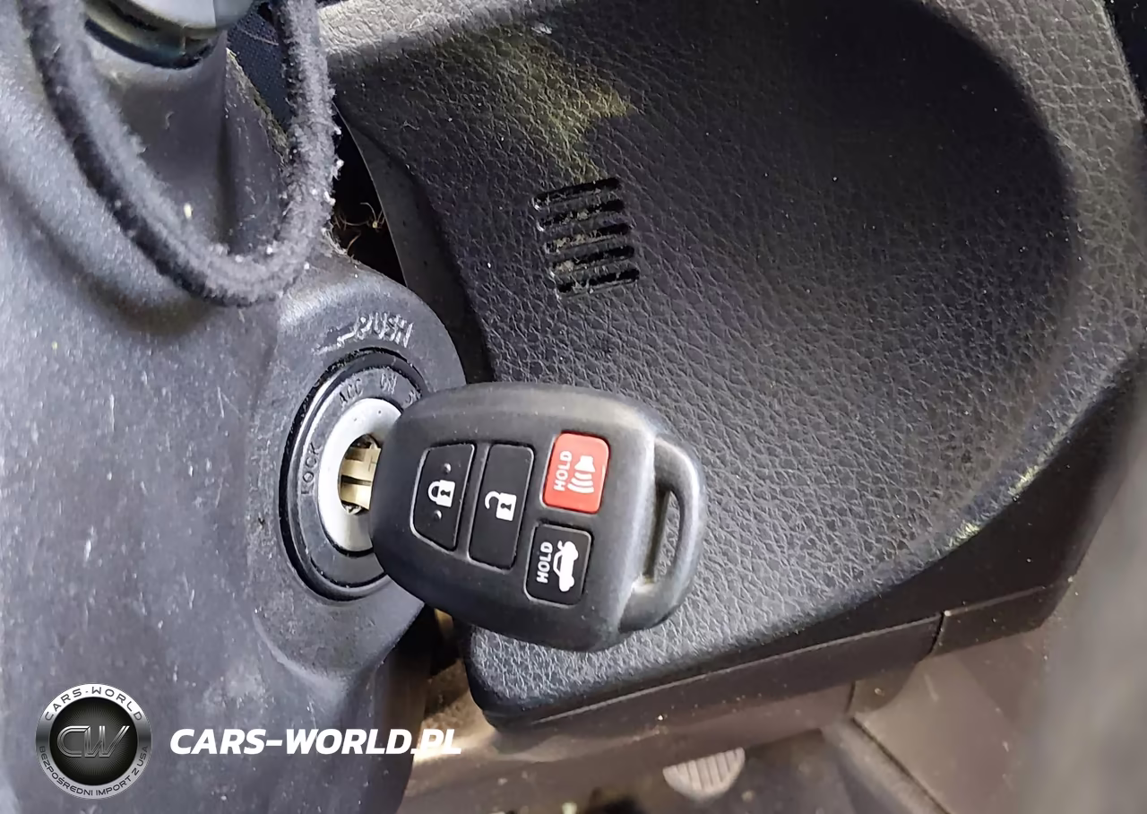 2015 Toyota Corolla Le VIN:2T1BURHEXFC294426 - 11