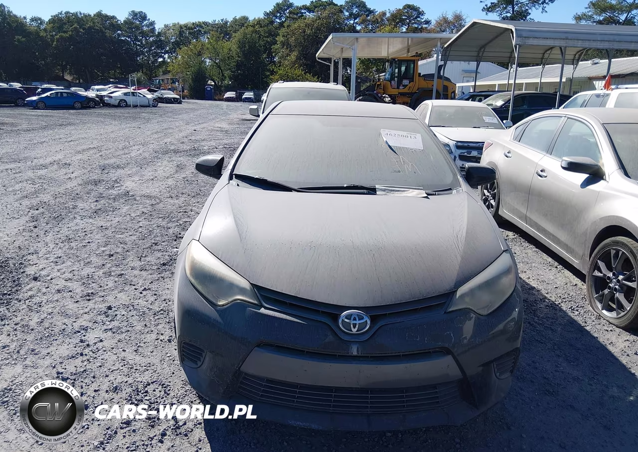 2015 Toyota Corolla Le VIN:2T1BURHEXFC294426 - 12