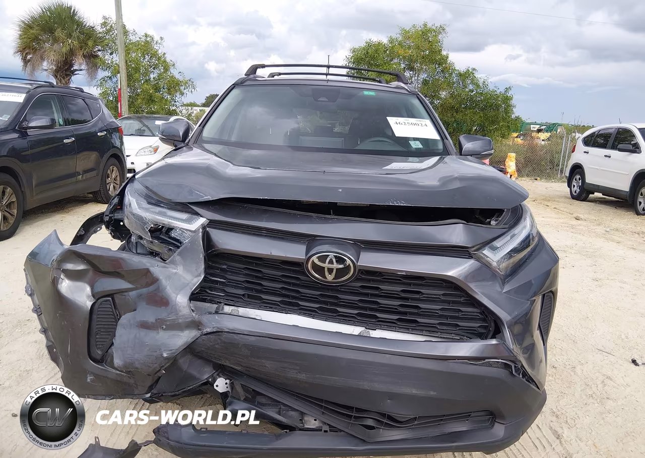 2024 Toyota Rav4 Xle VIN:2T3W1RFV2RC260408 - 12