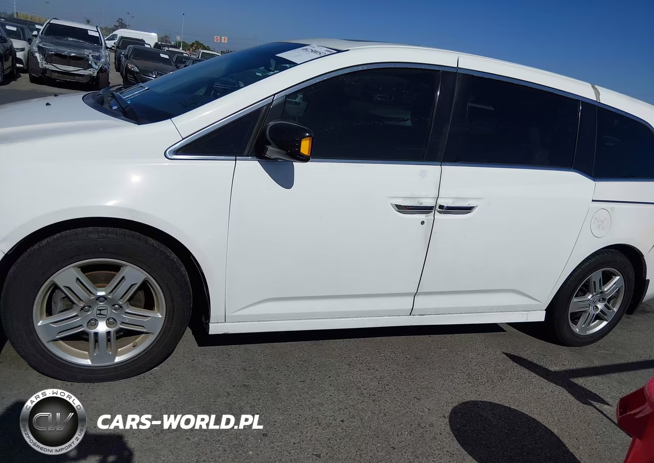 2011 Honda Odyssey Touring-Touring Elite VIN:5FNRL5H97BB002413 - 14
