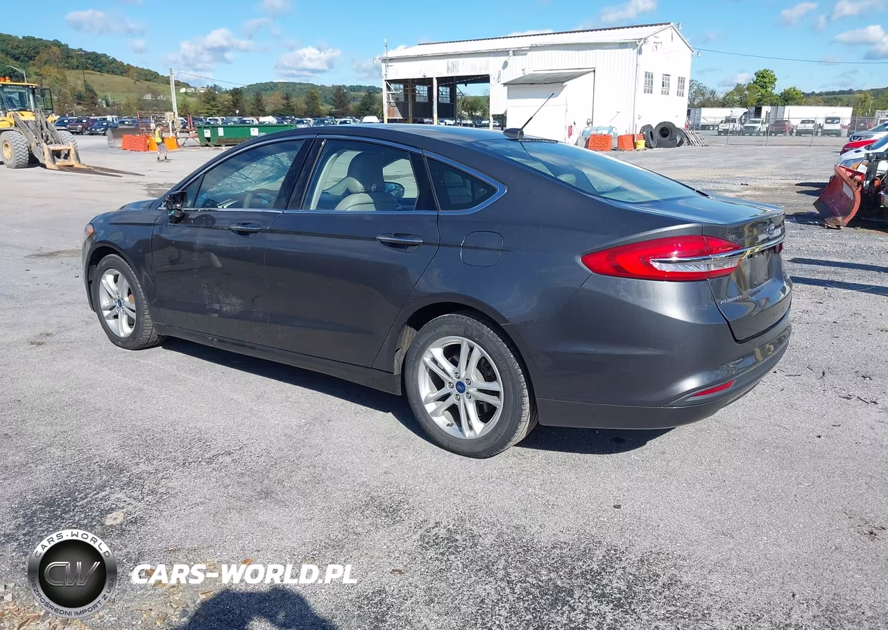 2018 Ford Fusion Se VIN:3FA6P0HD5JR104309 - 3