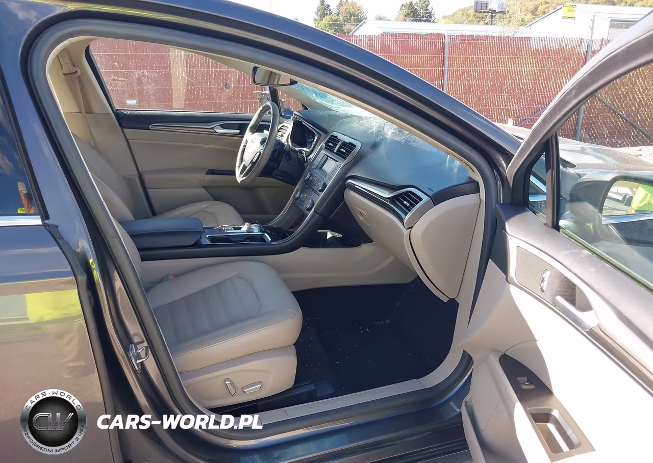 2018 Ford Fusion Se VIN:3FA6P0HD5JR104309 - 5