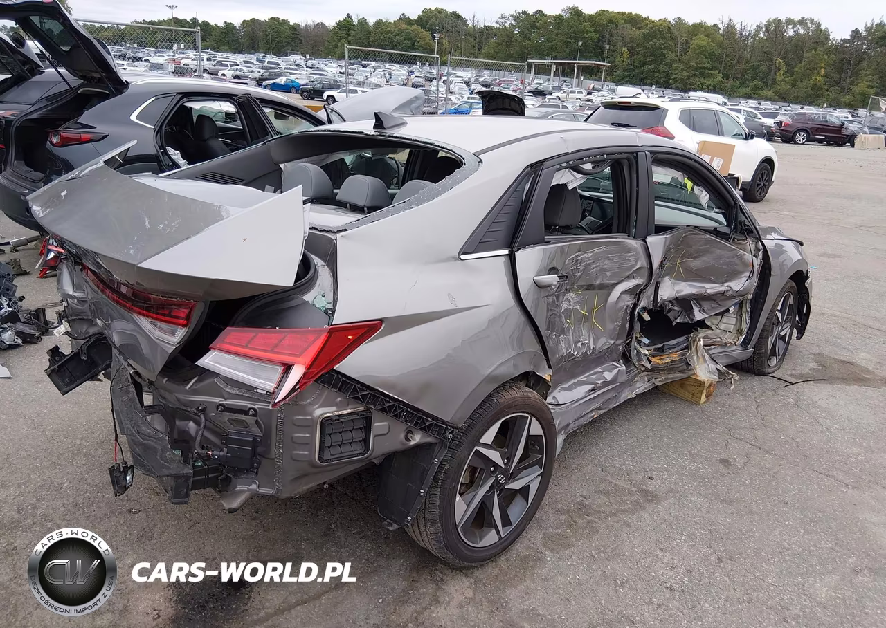2021 Hyundai Elantra Sel VIN:KMHLN4AG3MU110052 - 4