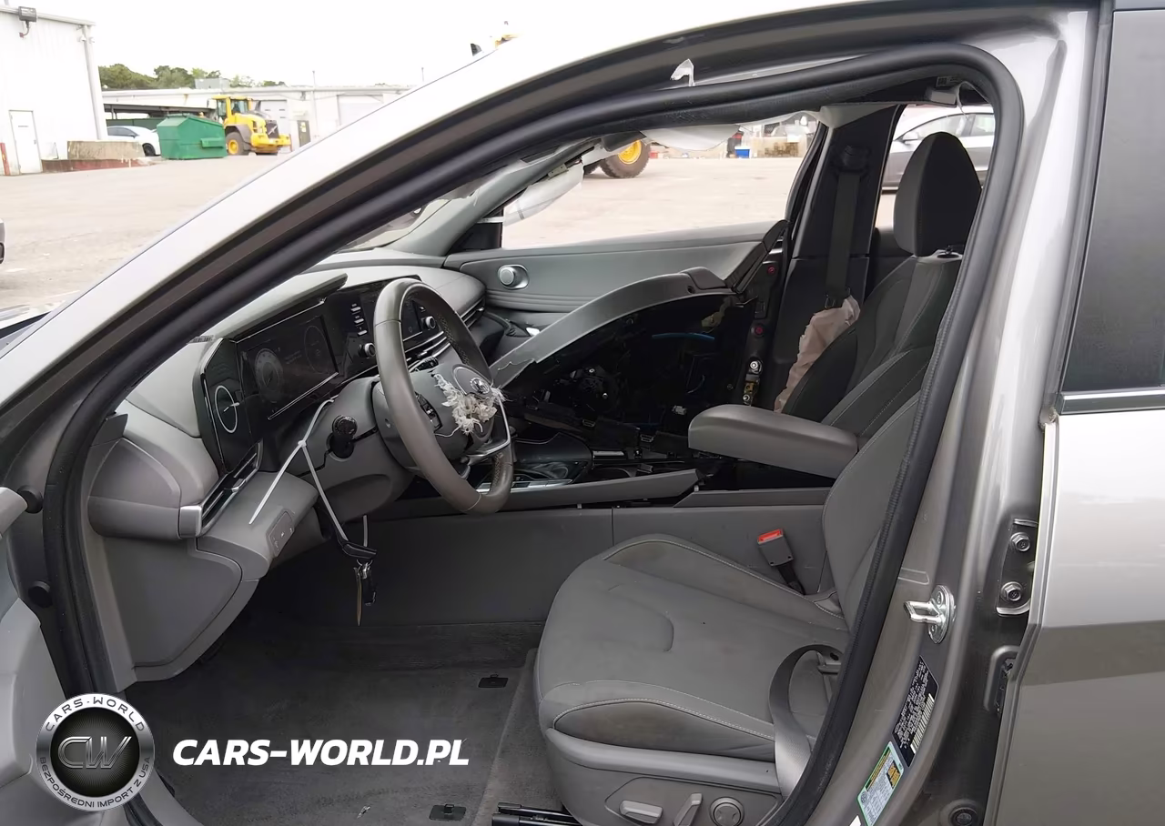 2021 Hyundai Elantra Sel VIN:KMHLN4AG3MU110052 - 5