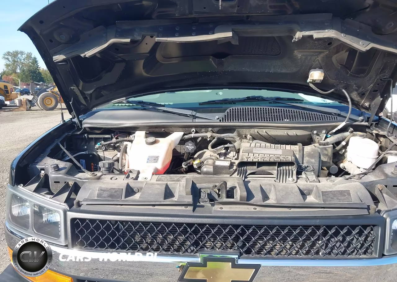 2018 Chevrolet Express 3500 Lt VIN:1GAZGPFG8J1299421 - 10